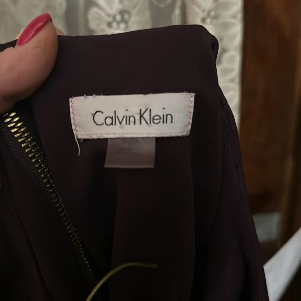 Brand new like condition Calvin Klein deep purple size 10, beautiful dress - Picture 2 of 4